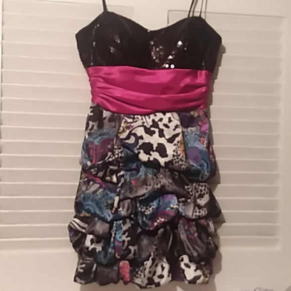 B. Darlin Dress - Picture 1 of 5